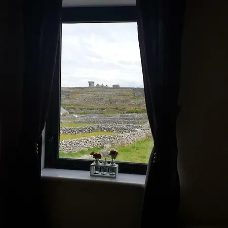 At An Moinear * Inisheer